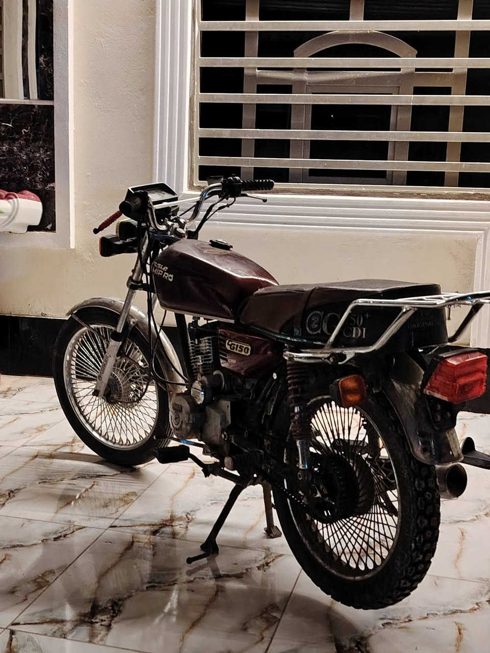 السلام عليكم البيع درجه نامه 5كير نضيفه العنوان صلاح الدين بلد نحيه يثرب زور البحشمه السعر 350 امروس بدرجه شحن انطي فرق اقم الهاتف *********** ابو زياد
