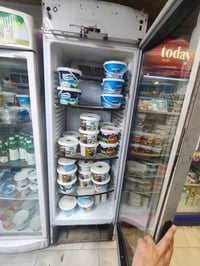 ثلاجة عرض • شغالة • تبريد كلش زين