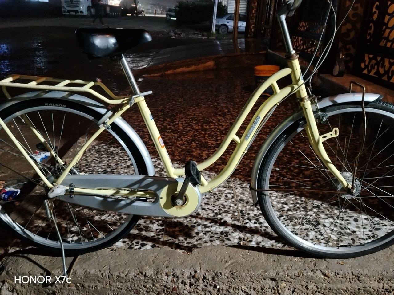 سلام عليكم بايسكل بناتي 26 لون ليموني 🍋 كير دفن 3 نمر حساس سيباية عظمية بايسكل جديد تاخذة وتروح 
بغداد _الدورة _حي الصحة وبالعافية عل ياخذه السعر ٨٥


**إذا كنت صاحب هذا الإعلان وتريد حذفه لأي سبب، رجاءا أرسل رسالة إلى الدعم الفني**