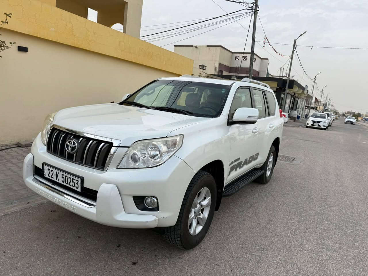 برادو ٢٠١٣ كفالة عامة بأسمي أربيل هزة جديدة 
دبل تانكي 
٦ سلندر 
فتحة
حساس خلفي 
ماشية ١٤٠ الف 
مكان السيارة النجف الأشرف -مجمع الأميرات 
تفاصيل اكثر الاتصال على الرقم ***********
