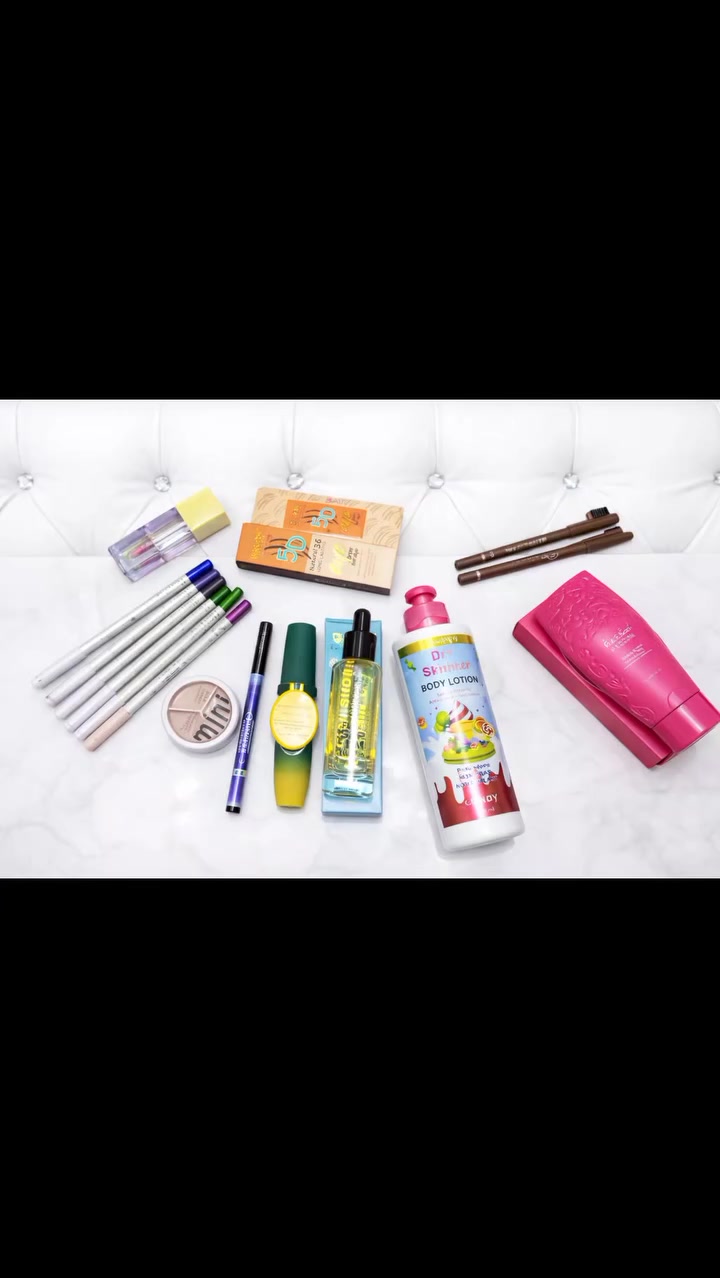 ✨💄 باكج الجمال المتكامل – عرض خاص 💄✨
مجموعة متكاملة تحتوي على:
✔ أقلام تحديد
✔ مسكارة (ملونة أو سوداء حسب الطلب)
✔ قلم تاتو بدرجتين
✔ كلوس شفا
✔ كونسيلر خافي عيوب
✔ صبغة حاجب يومية من بيبي روز
✔ قلم آيلاينر
✔ سيروم تغذية ونضارة من بيبي روز
✔ مرطب وجه وجسم
✔ مبيض فوري للجسم
🔥 كل هذا بس بـ 15,000 دينار عراقي فقط 🔥
🚚 والتوصيل مجاني لفترة محدودة
باكج كامل يغنيج عن شراء كل منتج وحده 💕
الكمية محدودة — احجزي هسه قبل النفاذ 💌
#عرض_خاص #بيبي_روز #مكياج #عناية_بالبشرة #توصيل_مجاني


**إذا كنت صاحب هذا الإعلان وتريد حذفه لأي سبب، رجاءا أرسل رسالة إلى الدعم الفني**