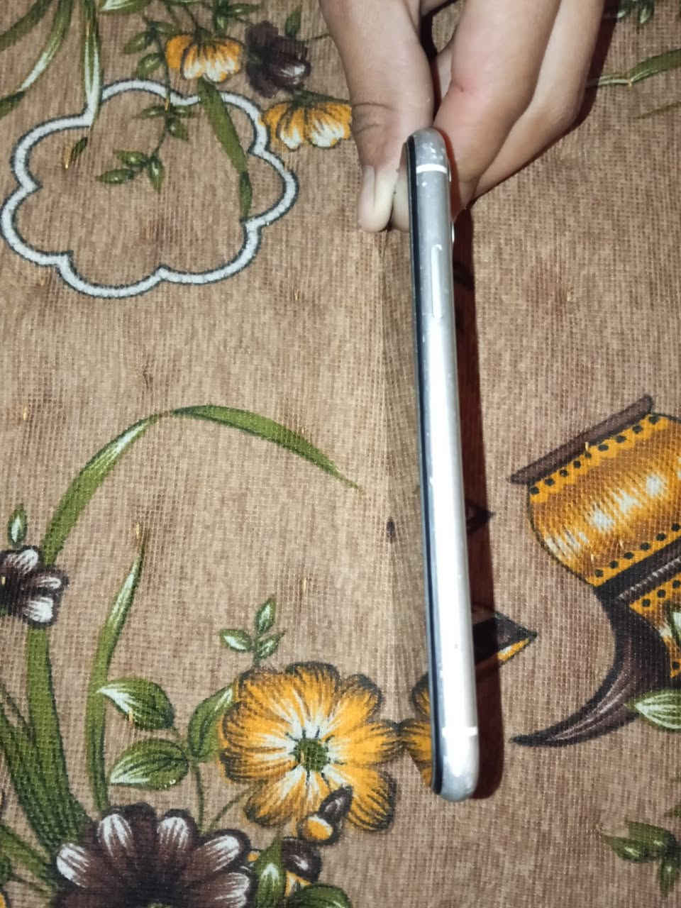 ايفون ١١ عادي مبدل شاشه فقط بطاريه ٧٤ بلادي فيس ايدي شغال دبل سيمكرت ذاكره ١٢٨ وبي هاذ الفطر الي بل ضهر للمراوس حسب القناعه


**إذا كنت صاحب هذا الإعلان وتريد حذفه لأي سبب، رجاءا أرسل رسالة إلى الدعم الفني**