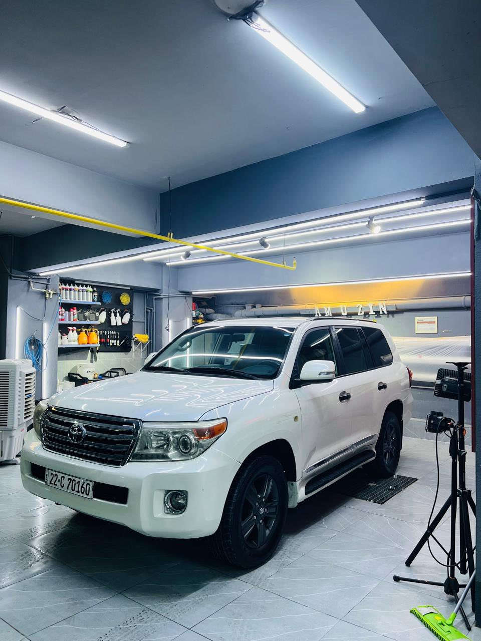 لاندكروز . جيكسارا
موديل  2011
مواصفات Gx
ماشي / 200 الف كم 
رقم أربيل سنوية جديد 
محرك V6 
 بیدون صبغ  
بدون تعدیل
بدون بارد   
تحویل غرامە بشرط
نفسل وکت 
سعر275 $
واتساب***********
مكان اربيل
