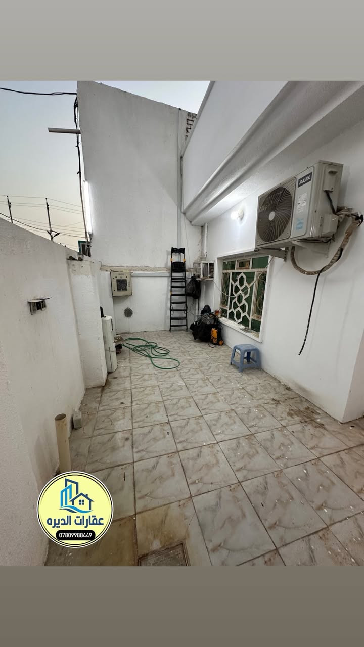 السلام عليكم 
المصداقيه عنواننا 
🏛️ دار للبيع 🏛️
ـــــــــــــــــــ
#المــــوقـــــع // ورديه خارج /قرب حسينية علي كحيوش
 ثاني بيت عن التبليط 
_________________
#االمساحــــــة /300م 
طابو زراعي سند 25 
___________________
🔻 المحتويــــــات //
غرفتين نوم +كليدور +إستقبال+مطبخ  +مجمع صحيات 
+حديقه 
مع اثاث تسليم مباشر 
السعر 125وبي مجال بسيط 
_______________________
للأستفسار أكثر الاتصال او واتسـاب //  
📱***********
    ***********
‭0771 783 1398‬                                           
او زيارة مكتب 🔻عقارات الديرة 🔻
الكائن // الحلة ورديه خارج قرب جامع العكام 
______________________
🔷 لمــــــن يــــــرغب فــــــي عــــــرض عقاره طابــــــو صــــــرف او زراعــــــي او تجــــــاري يرجــــــى مراســــــلتنا 🔷
