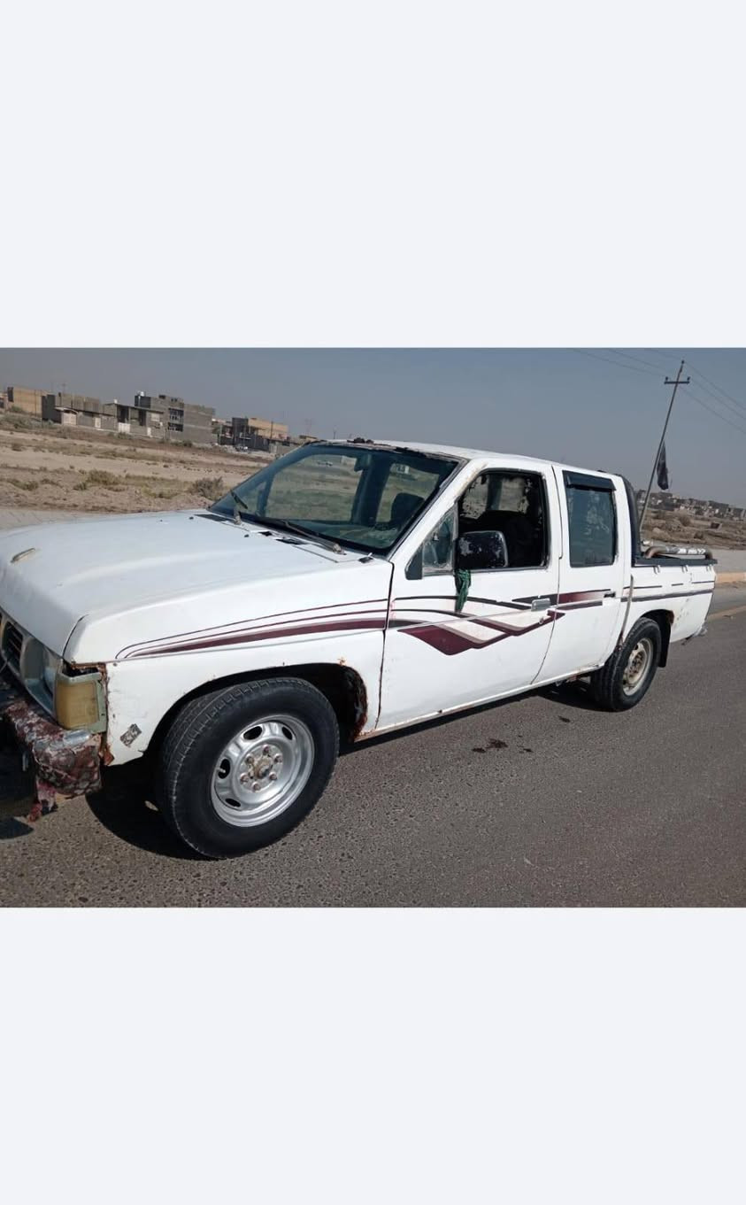 نيسان موديل  1996 رقم مثنئ
سنويه لل2028 مشروع وطني
محرك 2400 كارتون 
كير وكسن كفاله 
ولكشره شوف العين 
السعر 35
للستفسار
*********** وات ساب
