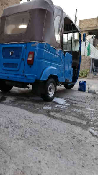 سلام عليكم تكتك للبيع 22زركه كفاله عامه رقم وسنويه كربلاء التكتك خير من الله ***********مكان بغداد حي جهاد
