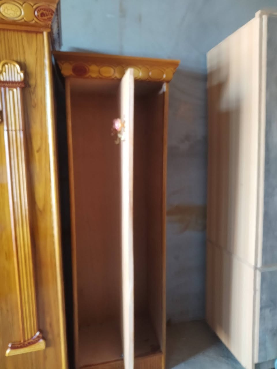 غرفه صاج 6باب شغل الموصل اخو الجديد سعر 600 وشراي اتصل ب ***********
