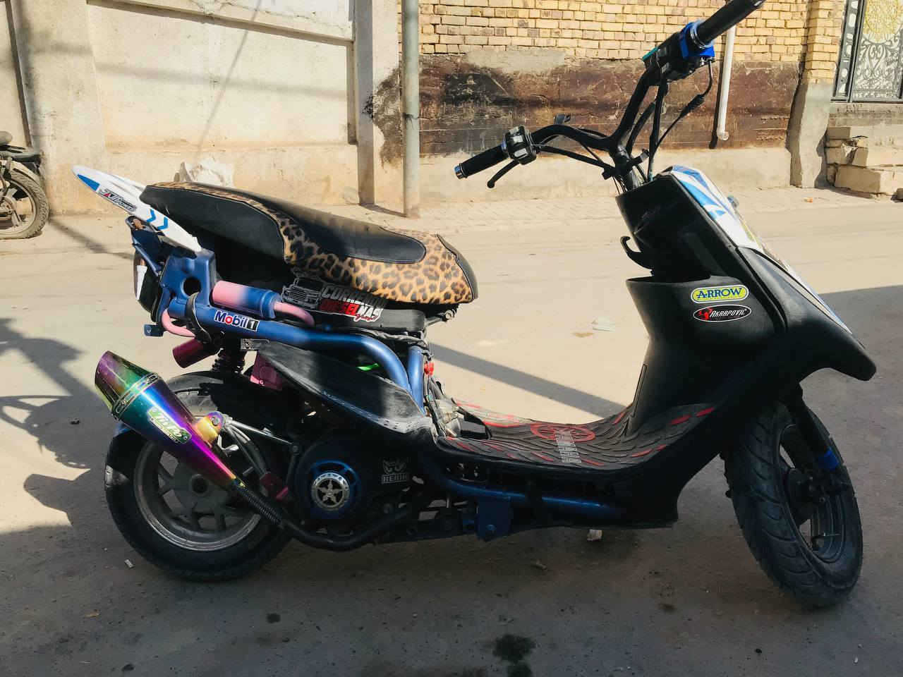 مستعجل للبيع ماكس عدلة للبيع نگرة سلف بكل وقت دراجه 
🔰بوشة 55 
✴️صالنصه fm+ صالنصه 7 اللوان
❇️قبق عمبار RGS
🫟عظمة بانزين 
⚜️قطرة دهن
♾️يدات بريك سلڤريات  
🔷ستان صفح 
✳️قبق فلاوين
⚕️دبل خلفي سبع 
💠مبخرة 7 اللوان 
🔵كبات براغي 7الوان 
💲عداد الكتروني 
ذني صور قبل سبوعين الدراجه بعد بيه تزويدات 
گفرات البلادية موجودة لونهن ابيض 
الدراجه بيه جگ وباتري بجنطه تزويد مال سكنس
🌀دراجه خير من الله تزويده المايعرف قيمتها لايراسلني
مكاني ديوانية حي الصدر الثالث السعر خاص 🤎͜͡🪾"


**إذا كنت صاحب هذا الإعلان وتريد حذفه لأي سبب، رجاءا أرسل رسالة إلى الدعم الفني**