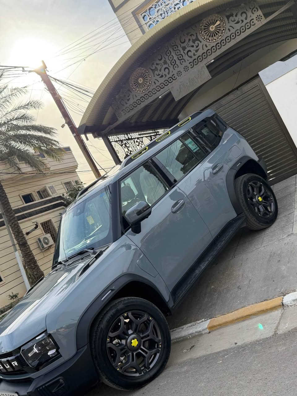 السلام وعليكم جيتور T2موديل 2025 وكالة هارلم
رقم بغداد مكفولة السياره من دعامية للدعامية 
ماشيـة27.000
حجم المحرك 2.0L TURBO
مفتاح التشغيل بصمة 
 تشغيل عن بعد 
 بانوراما 
 دفع رباعي   
اريل نفكيتر 
حساسات أمامية 
حساسات خلفية 
لايت زينون + LED 
دخول بصمة ذكي 
حساسات ضغط الاطارات 
عدد AIR BAG 6
هاند بريك كهرباء
دشبول شاشة ديجيتال 
شاشة Apple Car play 
كاميرا دوارة 
 4 كاميرات 360°
الانارة الداخلية LED 
بعد هواي موصفات بيه تبديل دهن بلشركة وداخله بلضمان
السعر 26.200 وبيه مجال  
للاستفسار ( للبيع او المرواس) 
‏‭0790 155 1679‬
‏‭0783 849 9890

‏‭ بغداد, العراق
