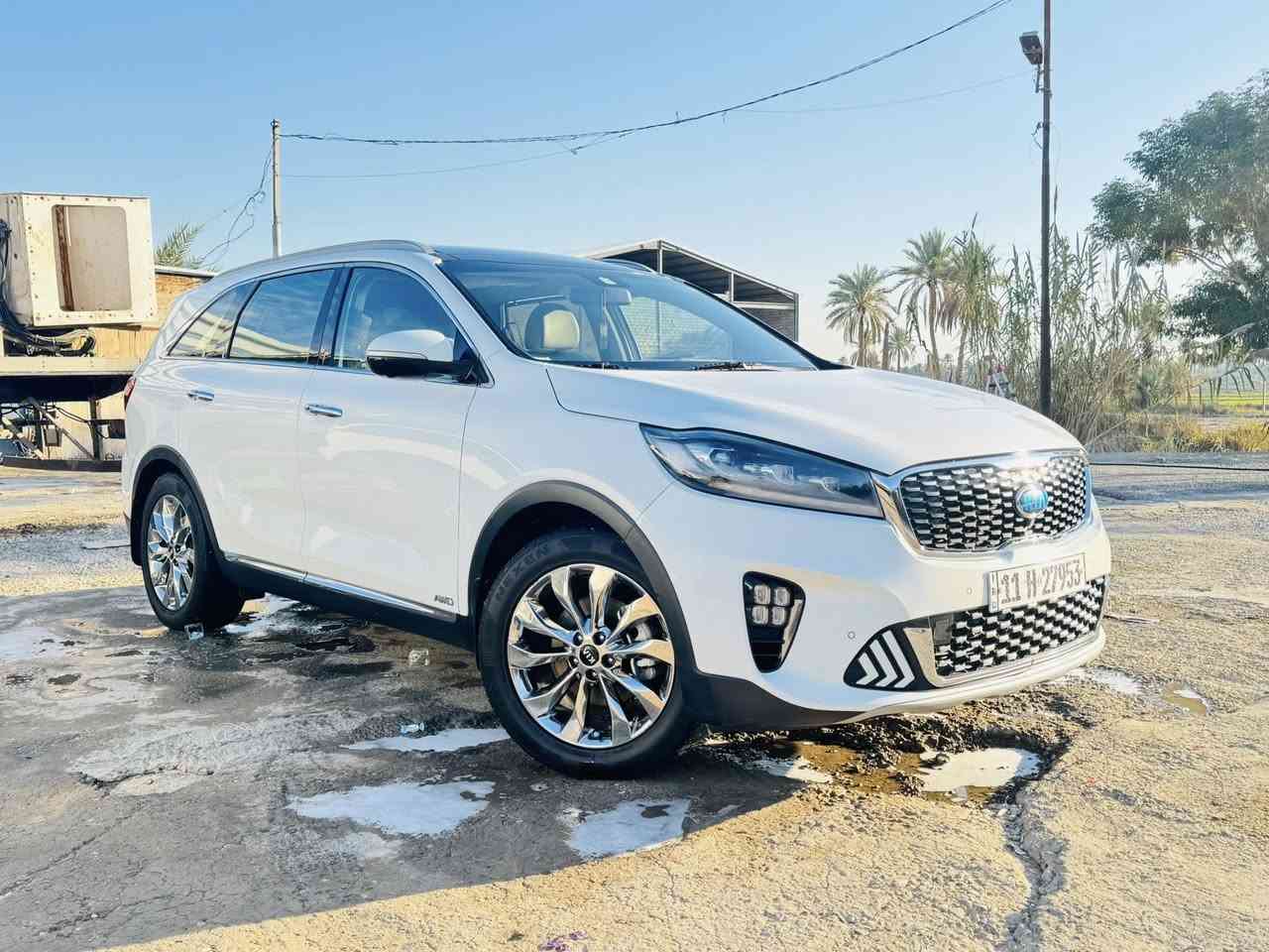 السلام عليكم سورنتو للبيع 2020ماشيه٨٥الفالسياره كفاله على وضع الشركه السياره فول موصفات فور ويل خمس كامرات  لاستفسار على الرقم***********
