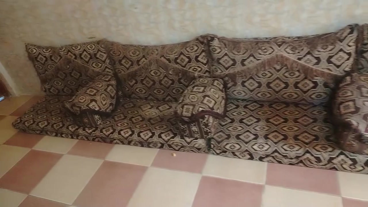 جلسة عربية نظيفة ٧ قطع السعر ٤٥٠ بيه مجال.... الجزيرة باب الهوى


**إذا كنت صاحب هذا الإعلان وتريد حذفه لأي سبب، رجاءا أرسل رسالة إلى الدعم الفني**