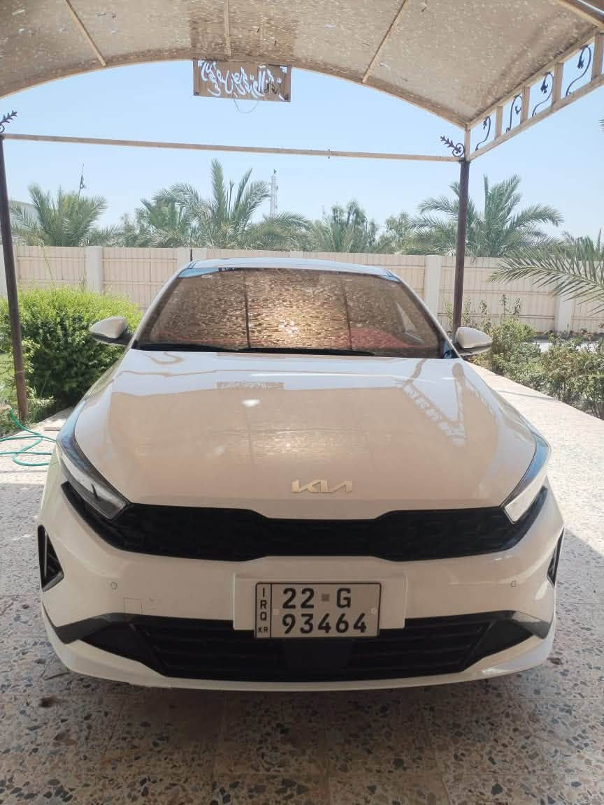 السلام عليكم
كي 3  2024ماشية 31  
مرقم اربيل  الدولي الجديد 
السيارة موضحة بل سونار بيها بارد شيء قليل بصفحة السايق بارد كلش قليل 

المواصفات ✅

1-بصمه تشغيل
2-بصمه ابواب 
3-فتحه سلايد 
4-مري شفط 
5-كشنات جلد 
6-شاشة وكامرة 
7-هند بريك بصمه 
8-عداد ديجتال 
9-مكينه 1500 دبل نوزل 
10- اريل نفكيشن 
11- ويل كب 16 
وبعد بيها مواصفات 🫣

السعر 135 وبيها مجال 
*********** السونار موضح بل سيارة 
السيارة جديدة بمعنى الكلمة
