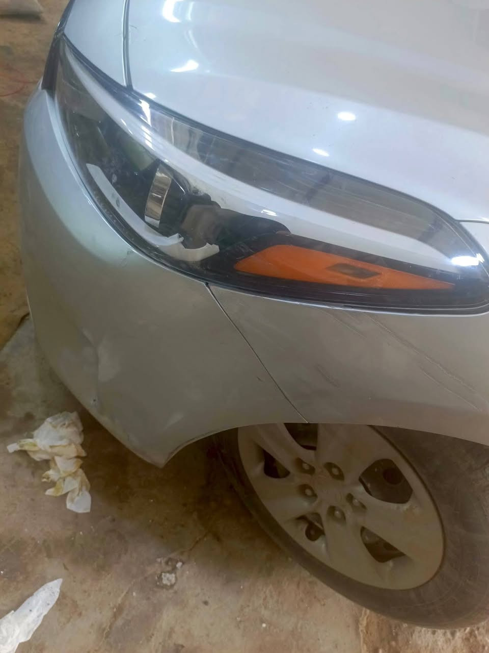 ورشه أبو علي تصليح دعاميات و بيع شد جام لايت سيارات كوريه عنوان شارع سومر مجاور مالك تبريد رقم موبايل ***********
