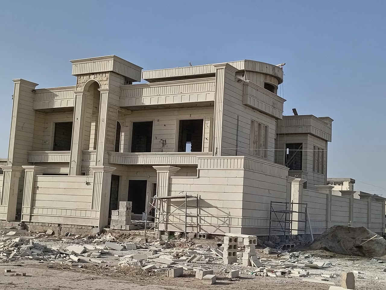 سلام عليكم  كادر عمل حجر حلان انواع واجهات البيوت وانواع الكوبلنات كرسته عمل ***********
