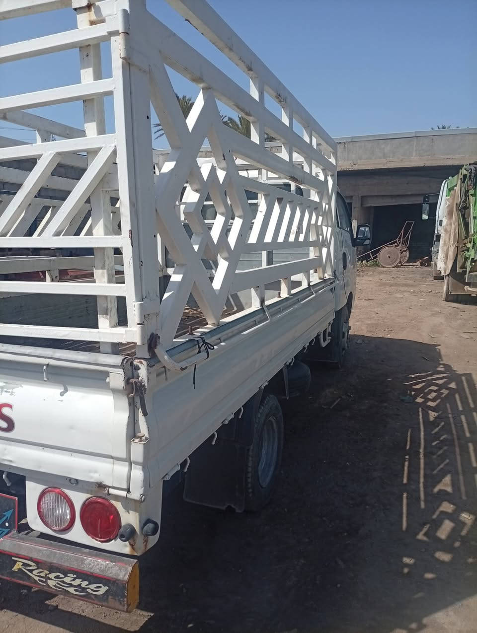 السلام عليكم كيا بنك عموشه فعل 2014 مكينه جير شاصي مكفول تحويل ثاني يوم رقم بابل مكانه سياره معروضه120 وبيها مجال كلش قليل ***********
