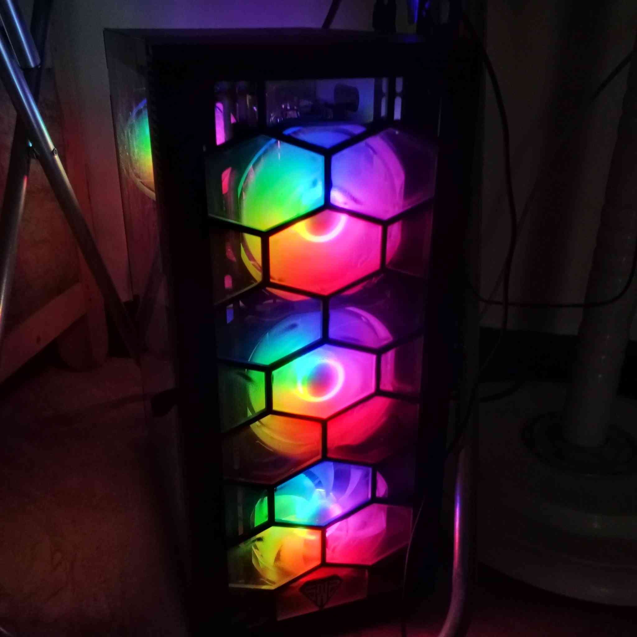 سلام عليكم
تجميعة للبيع 

معالج core i5 9f 

كرت شاشة gtx 1650 4g

RAM DDR4 16 GB

M.2 256GB

PWR 650

شاشة MSI 300Hz

عنوان بغداد حي العامل سعر 600

للتواصل:***********
