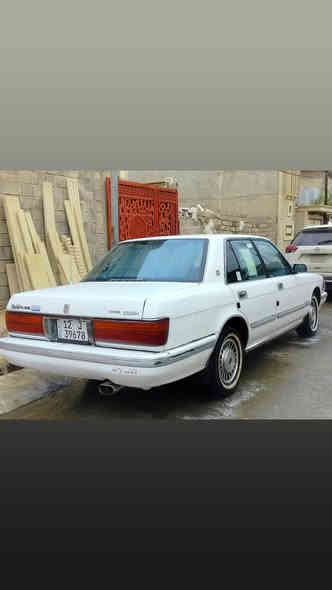 اسلام عليكم سيدان البيع موديل 1990 السياره صباغ حزام شرط جماليه طخم تايرت طخم امامي السباره رغم انكليزي  هزه جديده  اني الشرعي دخل نضيف  مكن الموصل الايمن  السعر 45بيه مجال اتصل على الرقم ***********/***********
