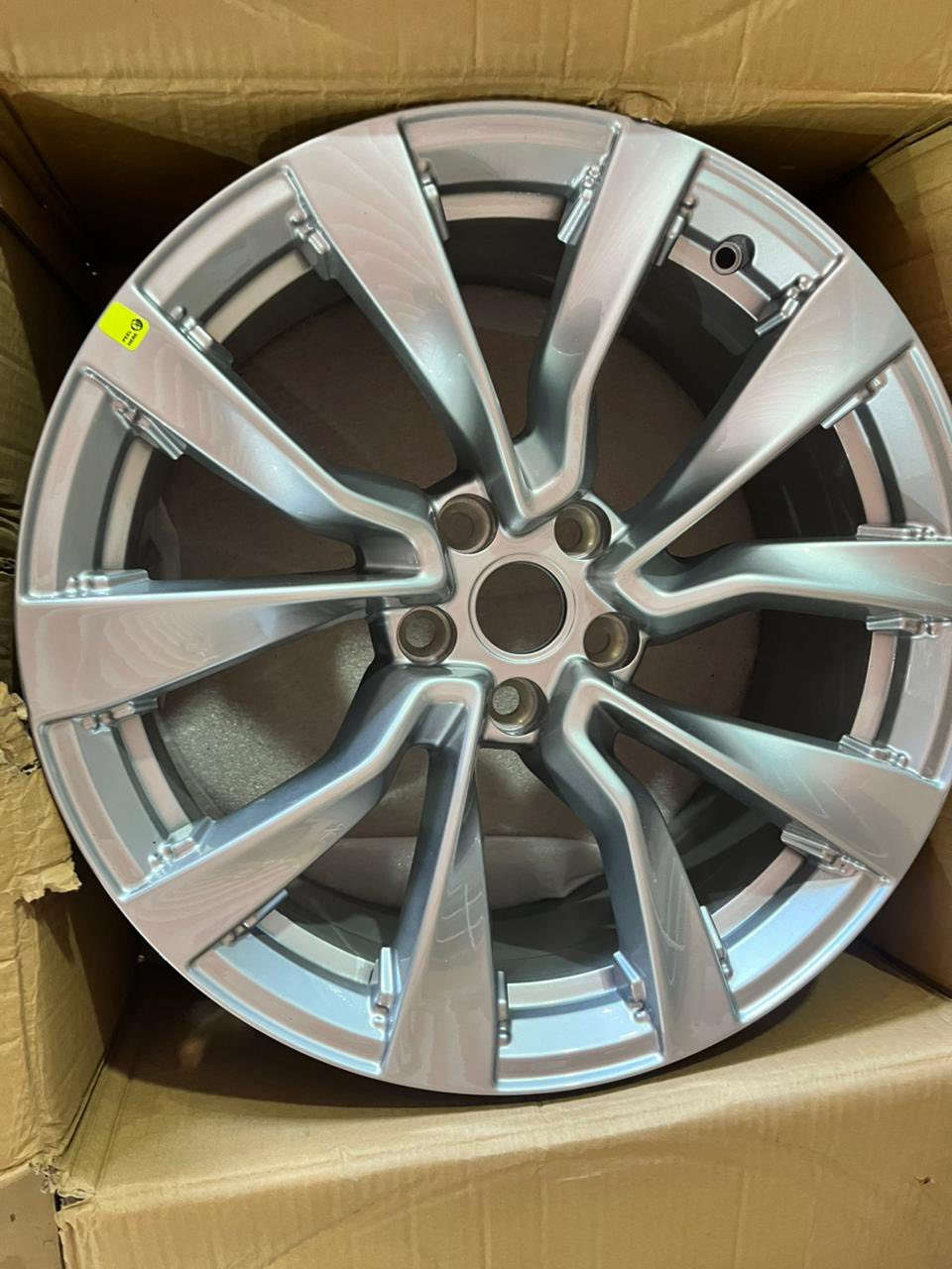 �🔥 أقوى عرض لقطع غيار تسلا بالعراق! 🔥🚗

عندك تسلا وتريد قطع أصلية أو شغل يضبط سيارتك 100%؟
هنا المكان الصح 👇

⚡ كل قطع Tesla متوفرة فوراً ⚡
Model S | Model 3 | Model X | Model Y

🛠️ عدنه كلشي يخطر بالك:
✔️ ميكانيك + كهرباء
✔️ شاشات
✔️ حساسات وكامرات
✔️ قطع بودي (دعاميات، أبواب، مرايا)
✔️ إكسسوارات فخمة

💯 شغل مضمون وتجربة قبل التسليم
⚡ سرعة بالتجهيز
📦 توصيل لكل محافظات العراق

🔥 أسعار تنافس + جودة عالية  🔥

📍 النجف – شارع القوسي
📞 ***********
📞 ***********

✨ لا تدور بعد… كلشي مال تسلا تلكاه عدنه وبأفضل سعر!
