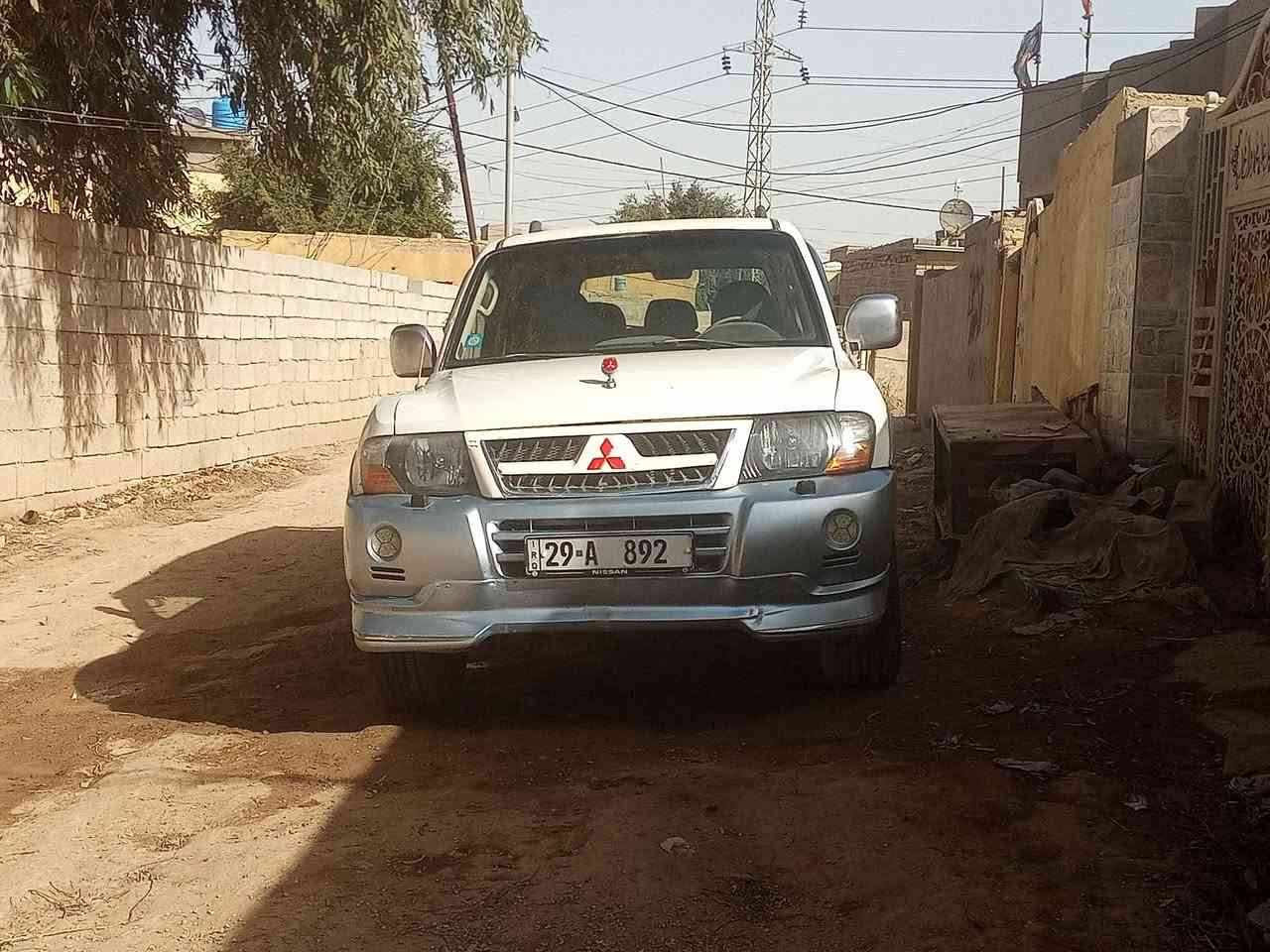 من رخصة الدمن السلام عليكم باجيرو موديل 2007محرك 3800 /6V
تبريد ثلج 
السيارة قطر صبغ مابيهة 
شاشة 
السعر (85$) وبيه مجال 
***********
