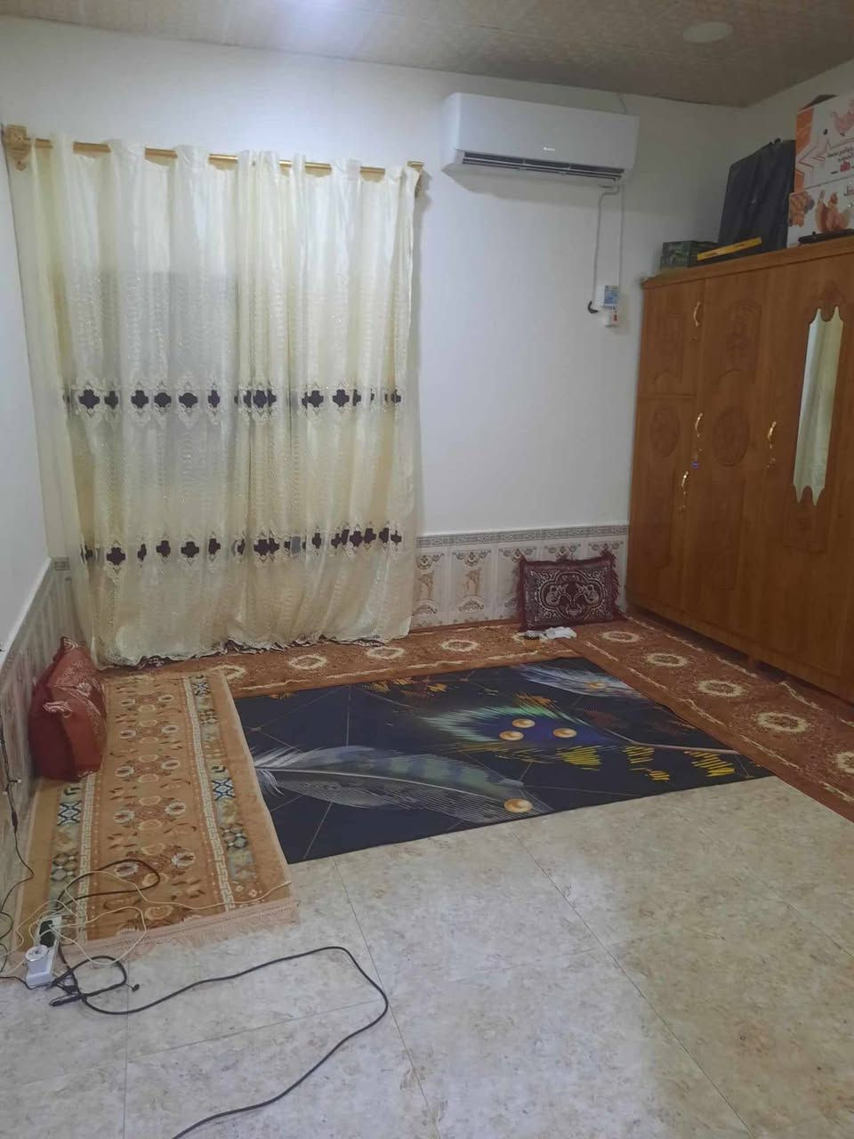 بيت تجاوز المعقل الهنديه ‼️
بي غرفتين  وهول ومطبخ كلش جبير 7ب5وبي طارمه صغيرة🏡
 ع شارع تبليط موقعه كلش حلو 📝
مساحته ١٠٠ متر 
سعر ٢٠ قابل للتفاوض 🤍
#البصرة #البصرة


**إذا كنت صاحب هذا الإعلان وتريد حذفه لأي سبب، رجاءا أرسل رسالة إلى الدعم الفني**