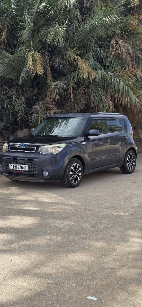 السلام عليكم ورحمت الله وبركاته
سياره صول موديل 2015 وارد امريكي 
رقم بغداد نگليزي بأسمي تحويل ثاني يوم  مكينه 2000 كير حداديه كله.جديد تحكم ستيرن مضخم صوت حادثها قطعتين بس والباقي كفاله مكاني بابل قضاء الهاشميه رقم الموبايل ***********
