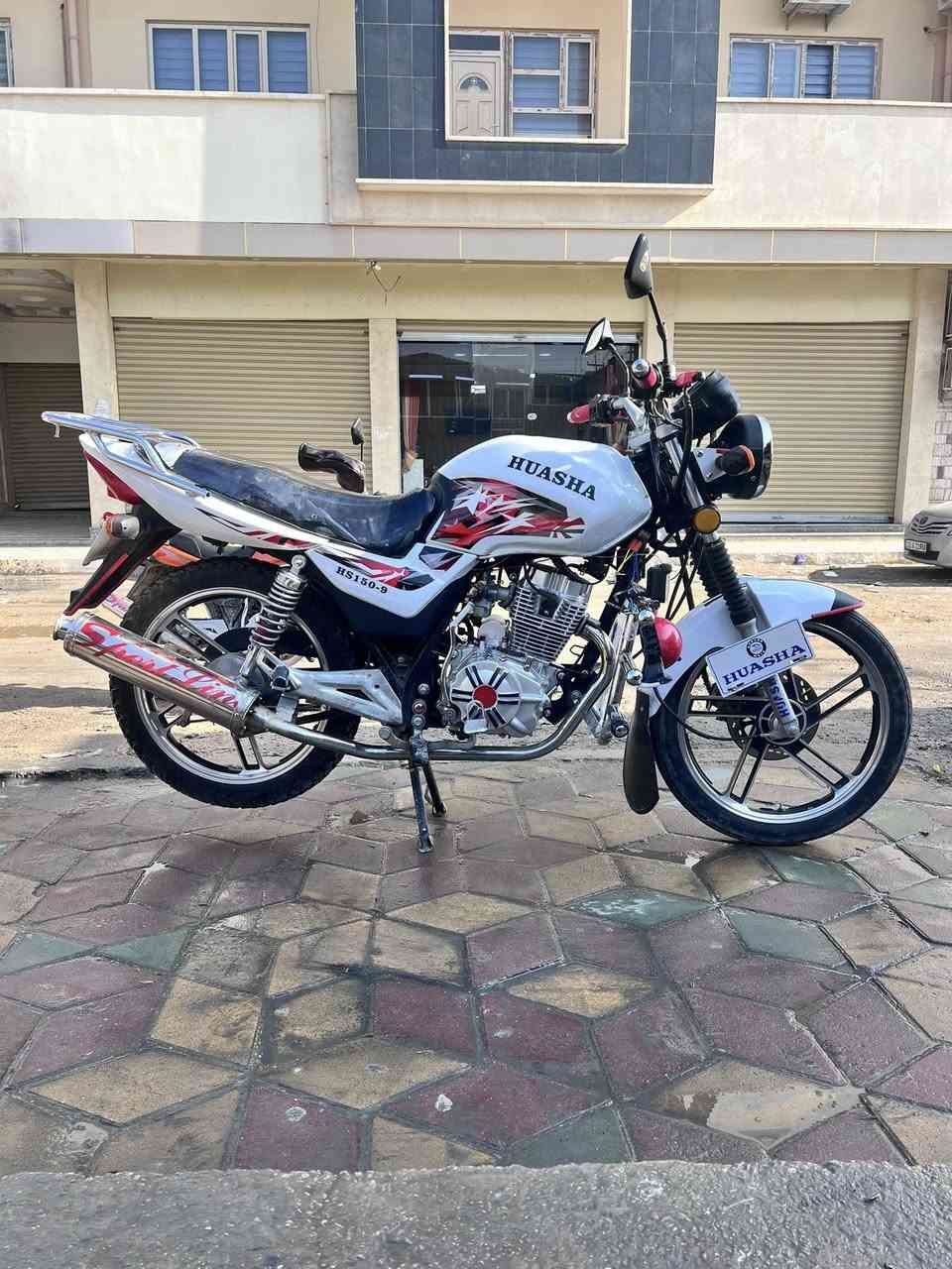 السلام عليكم دراجه للبيع موديل 23 بعده عل وضع الشركه متحتاج كلشي كامله ومكمله وصلت850 الي عنده زود يسولف تواصل خاص او رقم***********
