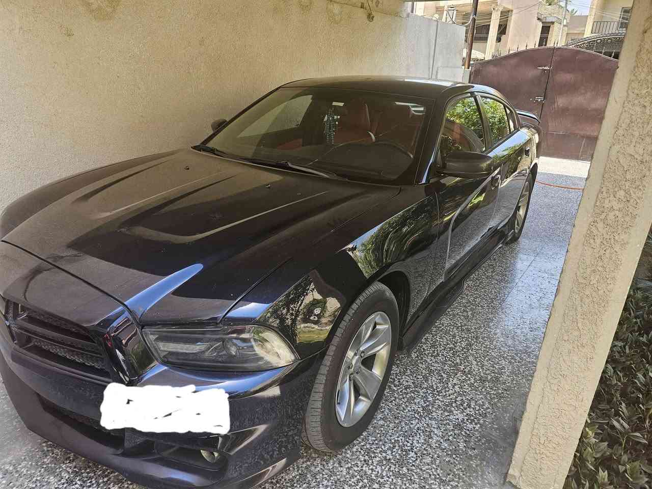 دوج جارجر 
موديل ٢٠١١
صبغ حزام 
ماشية ٢١٤٠٠٠ كيلو وليس ميل 
حدادية امامي جديد 
رقم بغداد باسمي 
موجودة في بغداد العامرية 
***********
