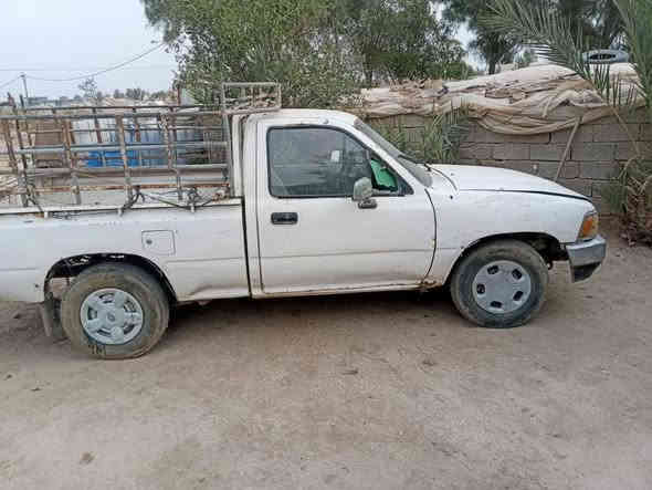 السلام عليكم
بيكم 1989 رقم بغداد صدامي تحويل مباشر كير محرك اكسل خير من الله مصبوغه عام كهربائيات شغاله سياره مال جناي 
عنوان بغداد اليوسفيه طريق الدولي السريع الجسر الخامس.....
 السعر 25 وبيها مجال 
مكلف بالنشر غير متواجد ع الانترنت.. 

*********** احمد محمد 
*********** احمد محمد
