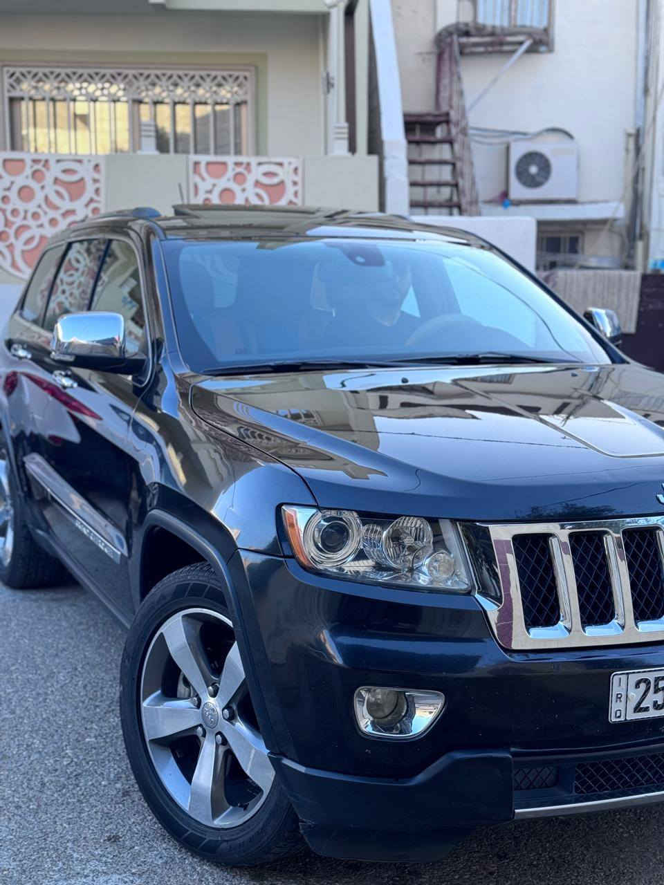 جيب لاريدو موديل ٢٠١٢ اوفر لاند
موصفات فول فول ماشي١٧٤كيلو
كلين بدون صبغ سيارة جاهزه ادامة كاملة 
سعر ١٦٥ رقم كركوك مشروع ب اسمي
*********** للبيع فقط ماراوس كركوك, العراق
