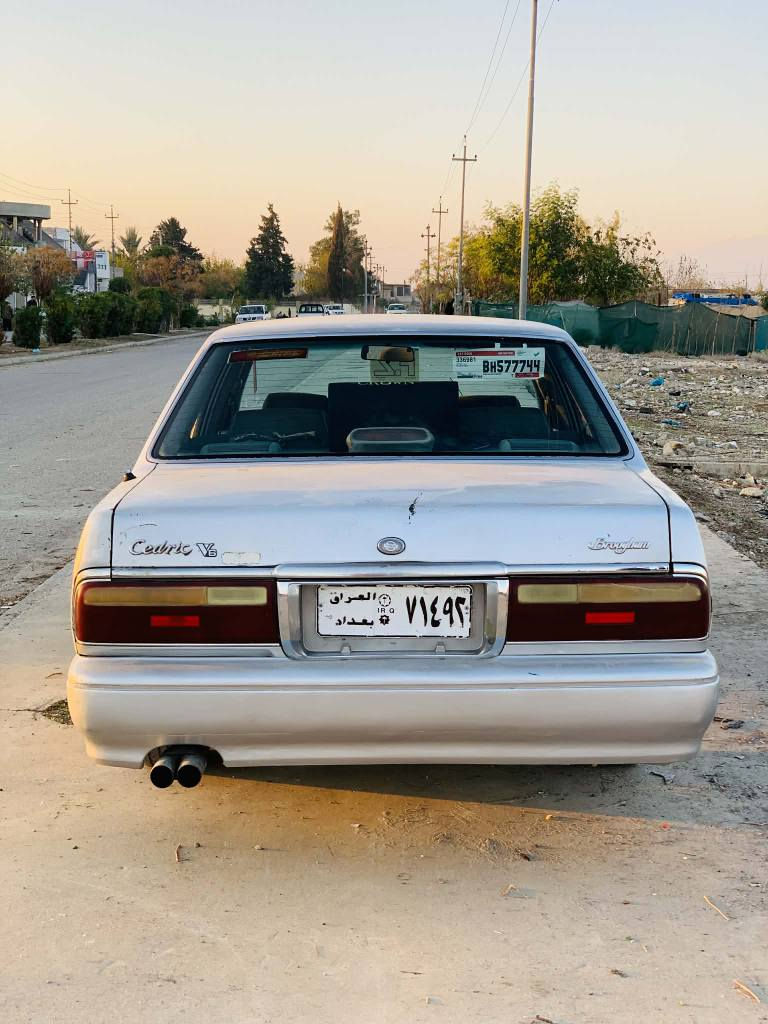 سدریک مۆدێل 2001ئاڕم پلاستیکی سلێمانیە گێڕوو مە کینەوو ئە کسلوو ئاڕموو ئە ووە لیات مووسوو بڕاووە بە شە رت تە برید ساردوو گە رم لە سە رسوویچ دووپارچە ی بۆیاخە لە سە رکاڵ بوو نە ووە یە ک قرچی بچووکی هە یە لە پێشە ووە لای سایە ق  سە یارە کەچرکە ی تیانیە کارە بای گێچە کانی هە مووی مە زبووتەگۆڕینە ووە ش دە کە م بە شتێک بە دڵم بێت 37گڵاوو ماعمە لە *********** حلبجة, السليمانية
