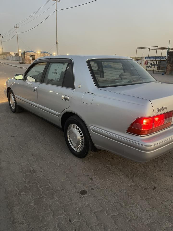 السلام وعليكم
راس ثور تكم مديل 1996
رقم بصره انكليزي
كفاله من الضربه والكص والنقل جثه
مكينه وكير جدد حداده 100%
تبريد ثلج قطعتين خلفي وامامي
شاصي 55 فول 
٥ دكم السياره اصل
سنويه 2031
السعر 105 بيها مجال حك الجيه
البصره المطيحه
***********

