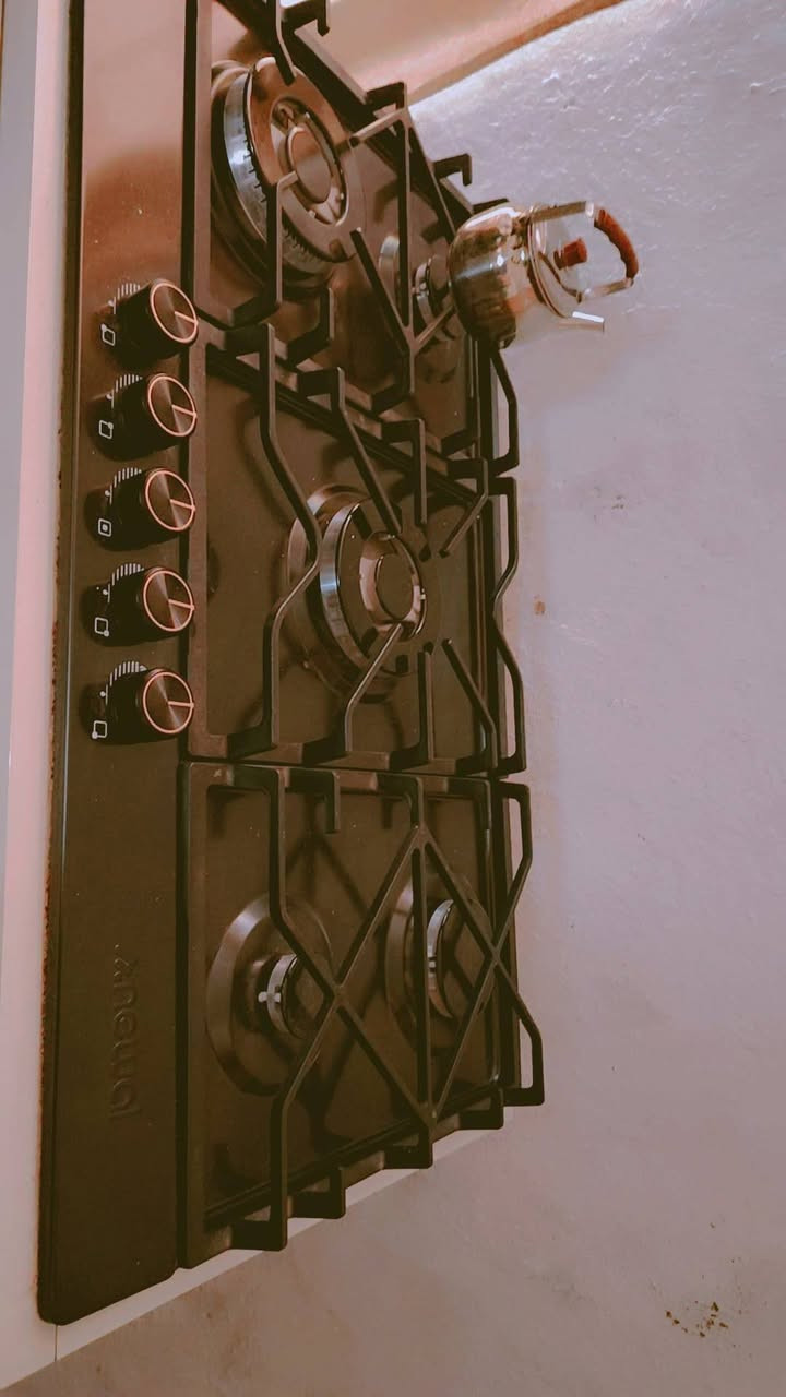 كاونتر تزكام وليس سوكي 
مع طباخ مامستخدم نضافه فول قفله 115
المكان كوفه الموشراي لايدخل خاص


**إذا كنت صاحب هذا الإعلان وتريد حذفه لأي سبب، رجاءا أرسل رسالة إلى الدعم الفني**