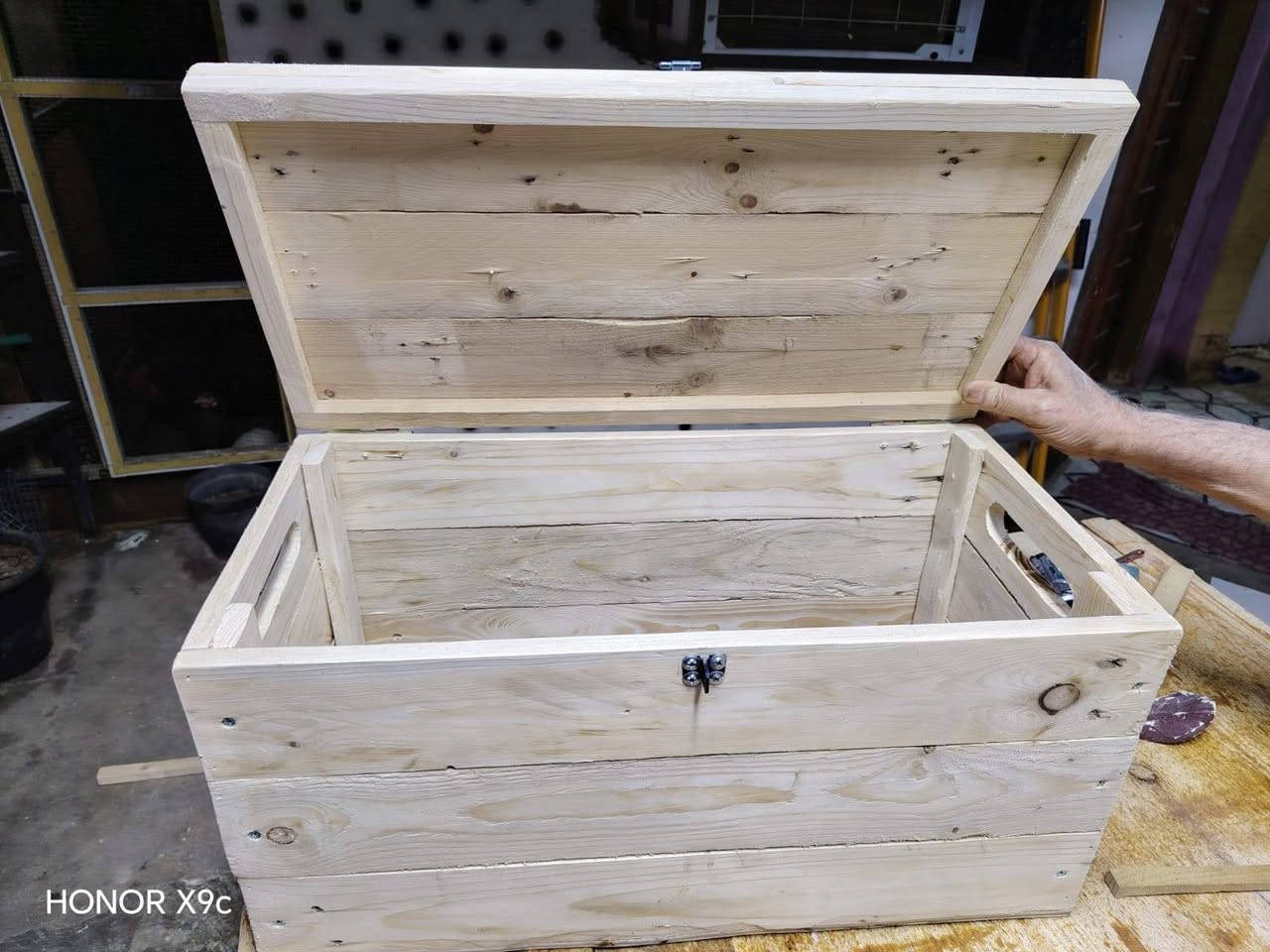 عمل صندوق عده لاحد الاخوه
ونشتغل حسب الطلب والقياس 
للاستفسار تفضل خاص او واتساب
***********
