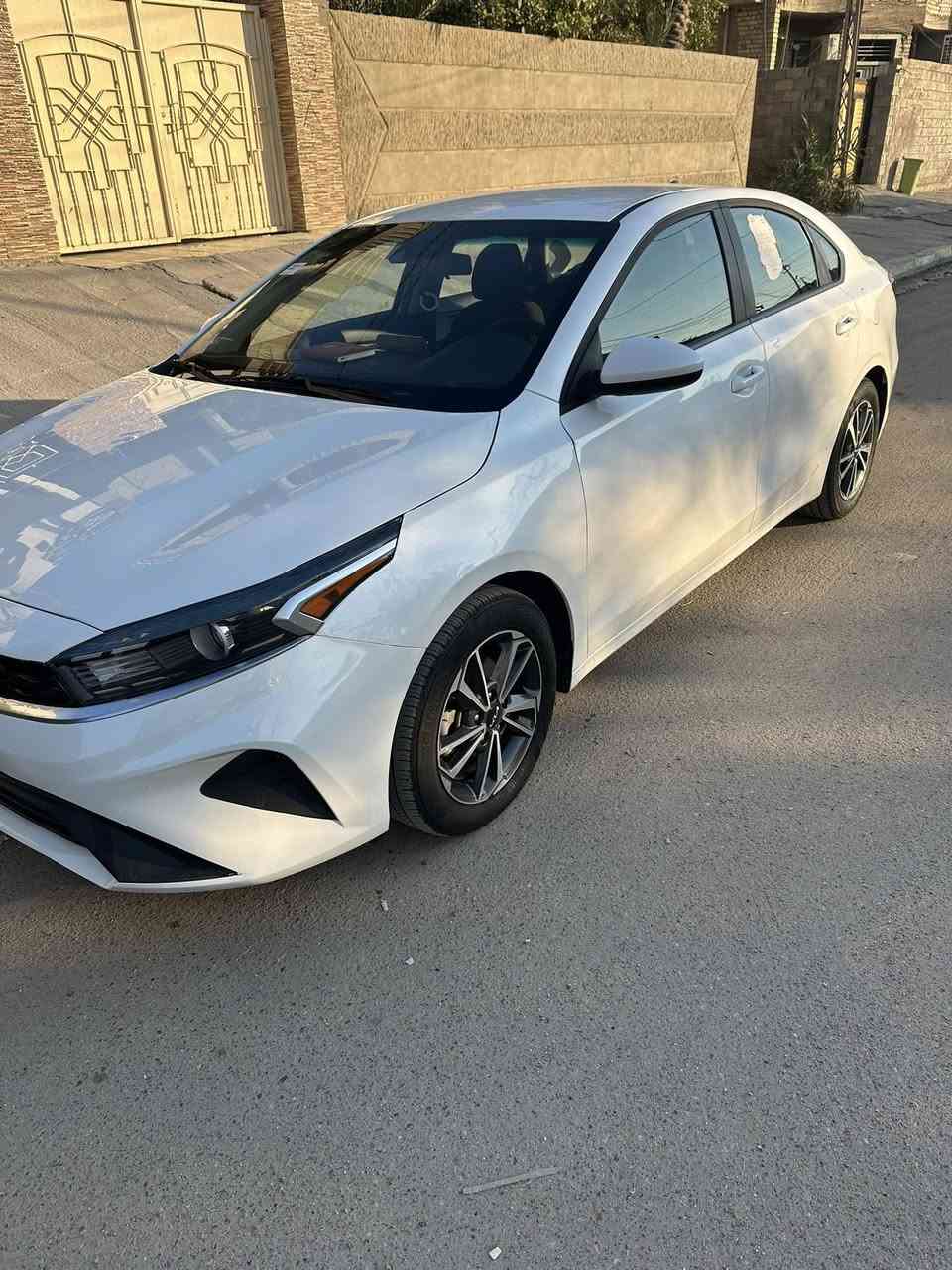 فورتي موديل 24
ماشيه 23 الف
حادثها بارد بجاملغ الامامي وربع البنيد صبغ 
بدون رقم بسمي تحويل مباشر
مكاني الانبار الفلوجة 
السعر 150
***********
