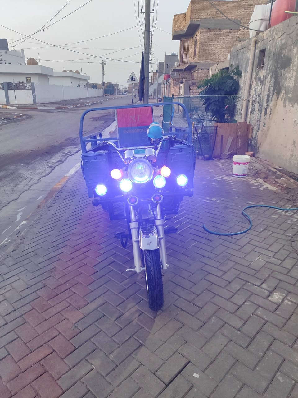 سلام عليكم ستوته للبيع كفاله عامه طالعه قبل سبوعين وكيلها ابن جرد 3براغي العنوان حي الشرطه اي اتفسار على هذا الرقم خاص مغلق ***********
