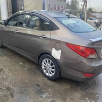 اكسنت ٢٠١٣ وارد أمريكي محرك ١٦٠٠ حادثها جاملغ الخلفي فقط ٠٧٨٦٤٢٦٥٢١١