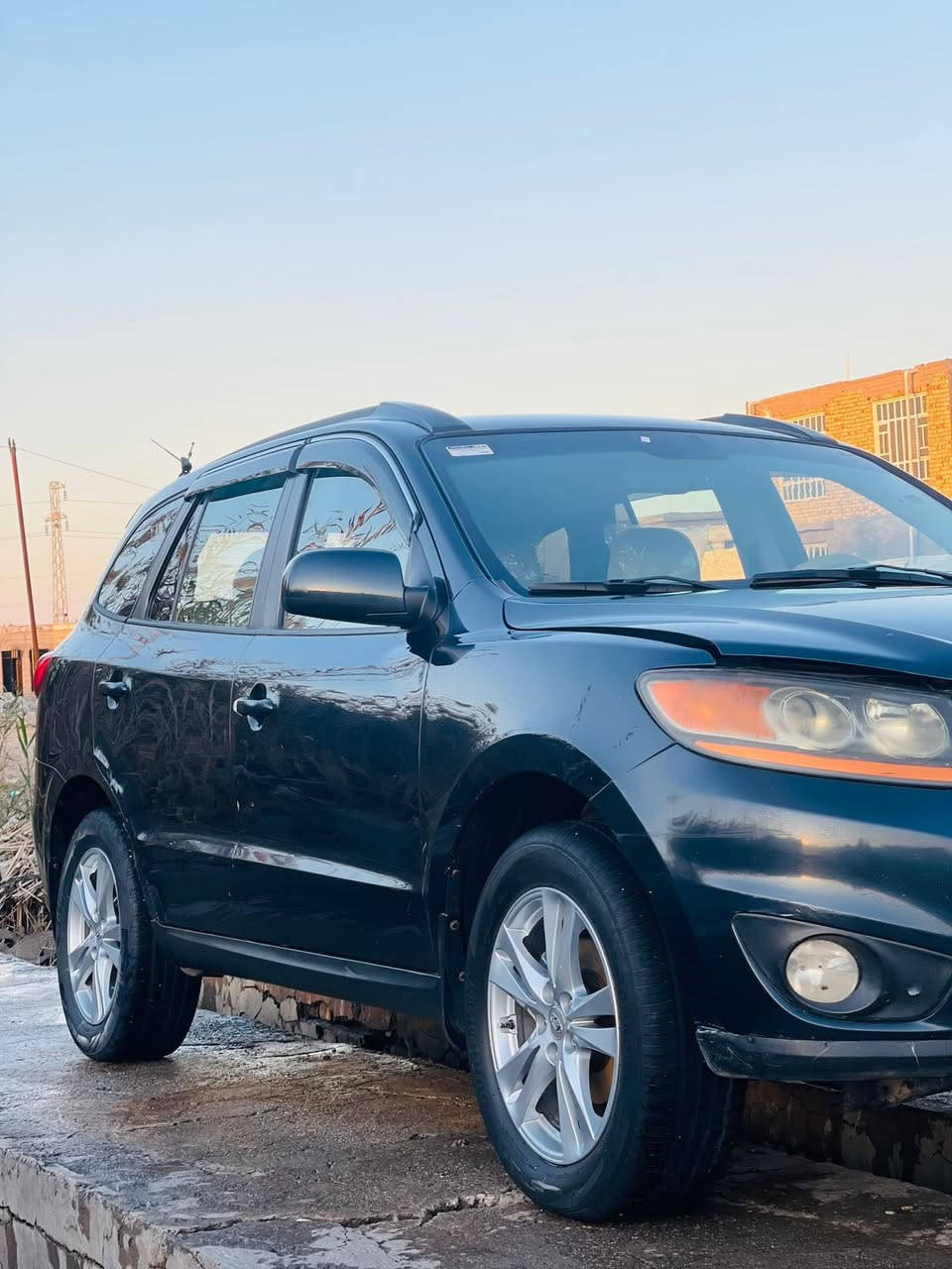 السلام عليكم سنتافي للبيع موديل 2010رقم بغداد  السياره جاهزه محرك 6سلندر بيها بنيد صبغ مكان بابل الاستفسار ***********
