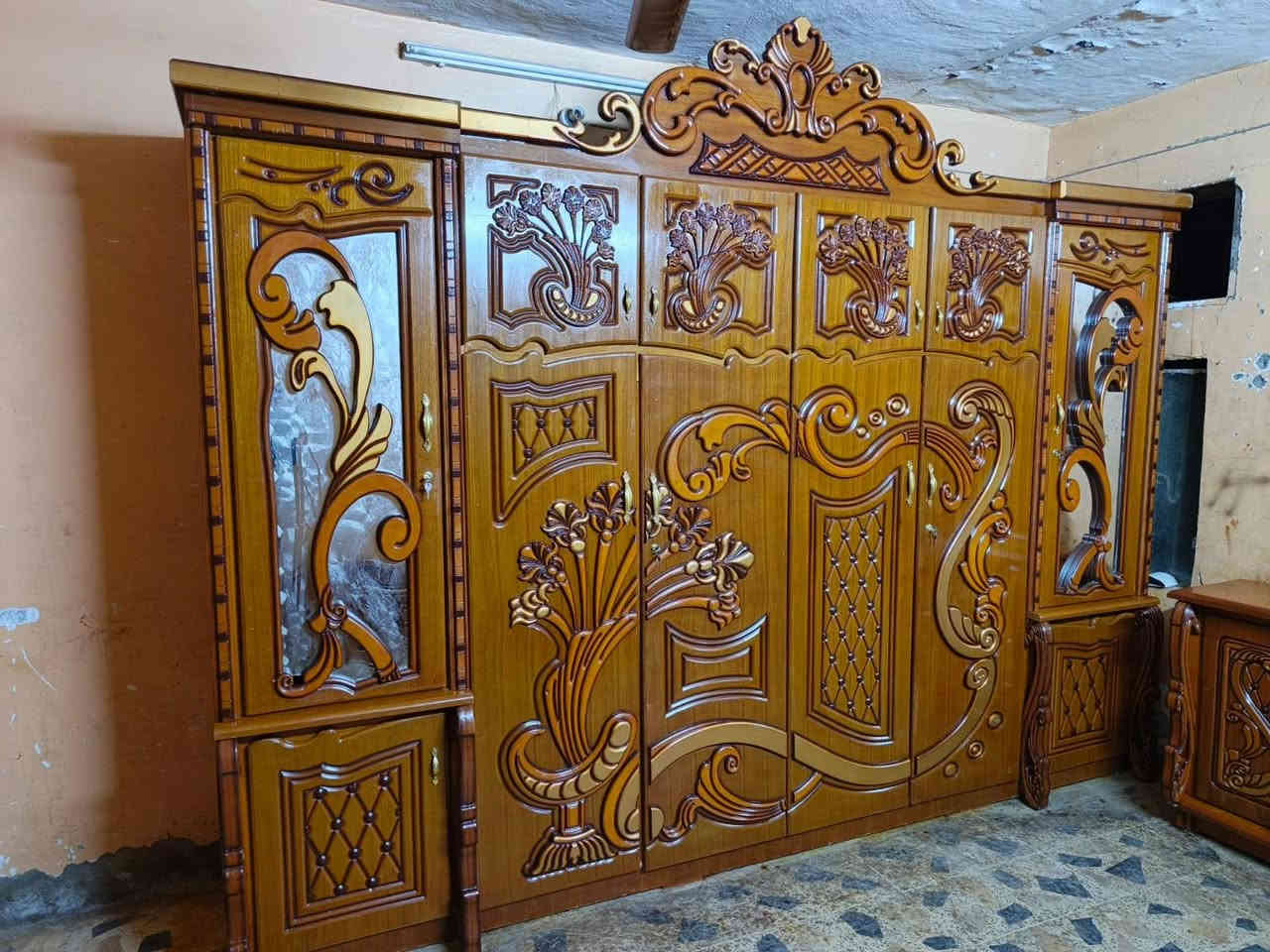 غرفه اخشاب ام السته قاطين نجاره تزكام جديده كلش نهايته 750 مكان ناصريه ***********
