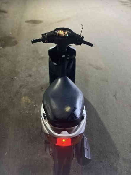 سلام عليكم دراجه قجمه للبيع دراجه نضيفه مكينه مملعوب بيها بلاديه صالنصه بلادي كلشي بيها بلادي رايدها ٥٠٠نكره سلف شلعه كفرات بلاديه واي استفسار هذا رقمي***********واتساب موجود هم
