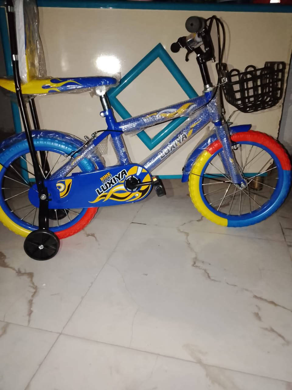 باسكل حجم 16
سعر 45
متوفر توصيل لجميع المحافظات 5 داخل بابل 3 
الحمزه الغربي الهاشميه القاسم الفين فقط


**إذا كنت صاحب هذا الإعلان وتريد حذفه لأي سبب، رجاءا أرسل رسالة إلى الدعم الفني**