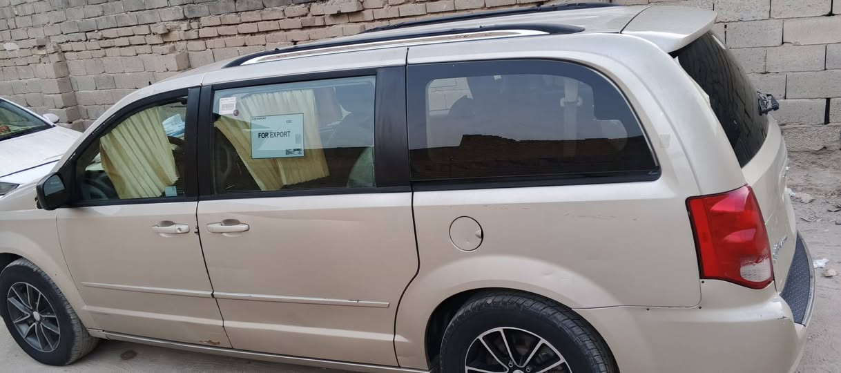 دوج كرفان موديل 2015 وارد امريكا حادث بنيد وجاملغ سياره مصبوغه حزام اثر طخات نص فول ميكانيكي 3قطع تبريد سعر 140 مكانه البصرة القرنه
***********
