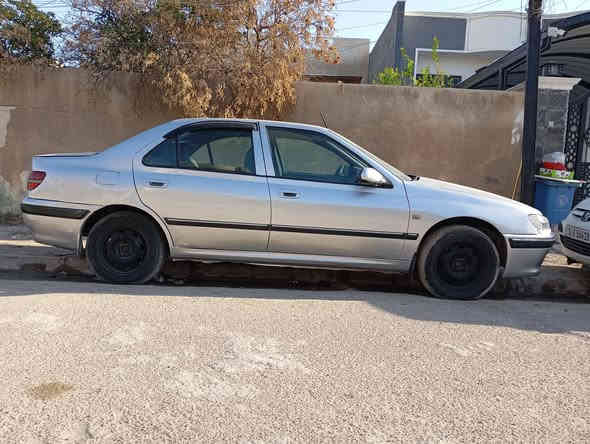 السلام عليكم..بيجو موديل 2001 مصبوغه حزام جماليه بيه ضربه بالجاملغات الخلفيه خفيفه عداها مابيهه اي شي مكينه وكير خير من الله حداديه جيده دشبول جديد بدون كسر كشنات نضيفه سياره مال جناي.بجم كله جديد شركه.سياره بسمي رقم دولي السعر 43 بيه مجال شويه..
مكان السياره بغداد العامريه..***********
