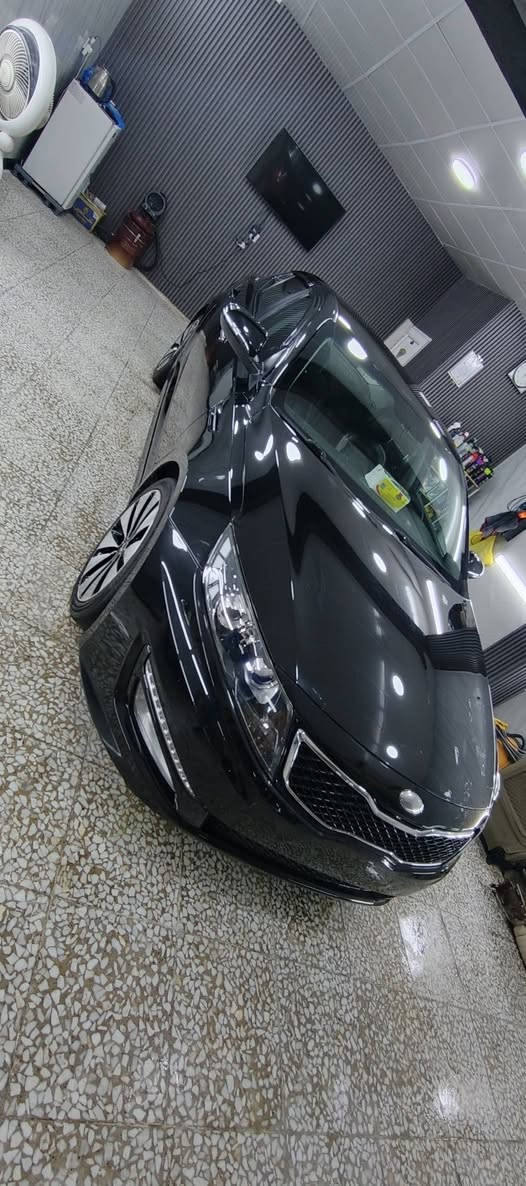 اوبتما 2013 K5 دخول جديييد
ادوات ادوات ادوات
كص جنطه متوم وجاهز كامل مكمل 
​المحرك الجبار: GDI 2.0 تيربو 
​ أوتوماتيك 6 سرعات
​عليها إدامة كاملة (نانو سيراميك)
​بوليش وحمام داخلي
​تخم تاير جديد و صدر أمامي وخلفي جديد – جاهزة 100%.
​تدفئة وتبريد الكشنات (جلد)
​كشنات خزن ميموري 
​بصمة تشغيل 
​قطعتين تبريد وتدفئة 
​تحكم ستيرن كامل مع تدفئة ستيرن
​نظام النقطة العمياء 
​إضاءة ذكية: لايت زينون بلادي مع عدسة دوارة تتحرك مع حركة الستيرن (تضيء المنعطفات).
​بريك ذكي (Auto Hold) 
​سايد بريك بصمة كهربائي.
​الأرقام: عليها أرقام شمالية أصلية
​رقم وسنوية وهزة أصليات 100% وجاهزة.
​السيارة جاهزة على 24 حبايه
​💰 السعر والموقع:
​السعر: $65 (قابل للتفاوض للجادين).
​العنوان: بغداد.
​للاستفسار على الخاص 
***********
