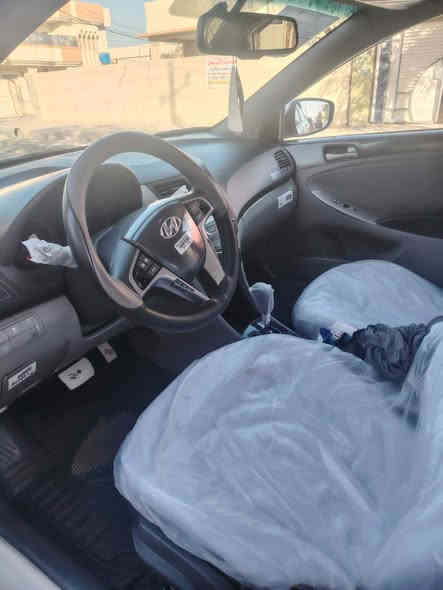 سلام عليكم
اكسنت 2017 وارد امريكي للبيع
سياره كلش نضيفه مال بيت
بدون صبغ
رقم اربيل جديد
سياره جاهزه ما ينقصها برغي
للاستفسار 
***********
