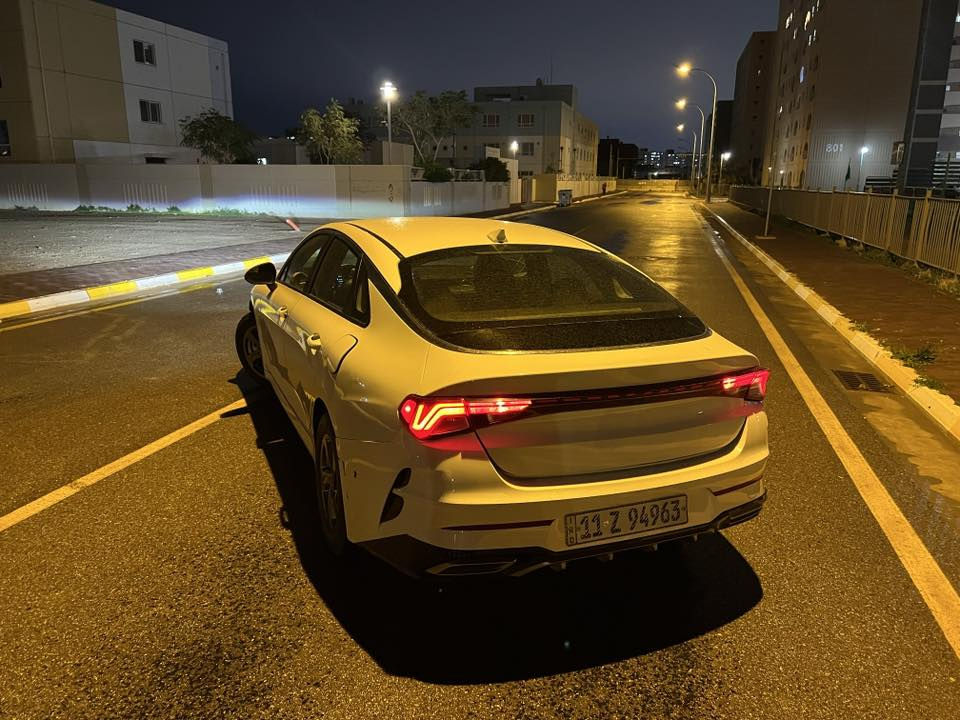 السلام عليكم k5 بيع فقط
1معوقين بغداد موديل 2022
2 الضرر قبق الجنطة فقط
3 السيارة اسويج مو بصمة بجم سليم مابي ضرر جوانب مابيه ضرر فقط رصعات بسيطة 
4 السعر 145

هـ ***********
