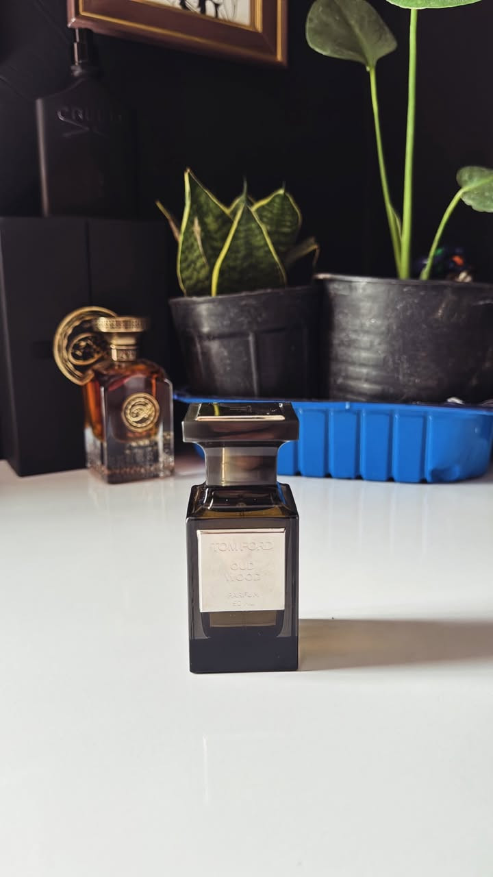 جمعه مباركه 
مجموعة عطور اصليه مستخدمه للبيع 
***********
