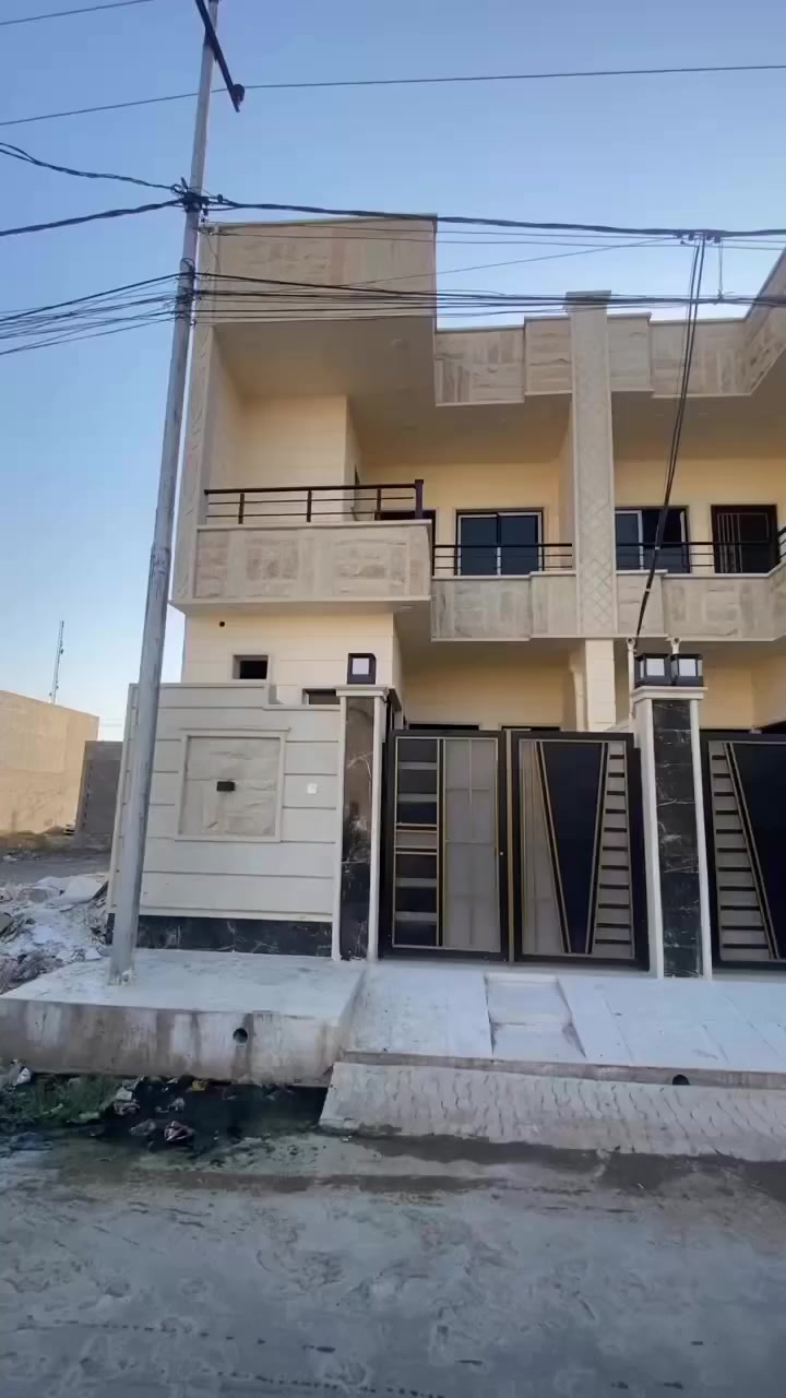 🛑 #عروض_مكتب_الساير
🛑 داران تؤام #للبيع في  مزارع زيونة
               مقابل دائره المرور.. 

🛑 مساحة الدار 110) متر  🏠 . 

🛑 خدمات كامله ماء 💧 وكهرباء ⚡ شارع تبليط 
       🛣 
🔴الدار طابقين

🔴الدار بناء حديث زيرو .. مجهز باحدث مواد البناء 

🛑 سند الدار جمعيه حمورابي قبل جامع كرم الرحمن معامله تمليك كامله(وصل بلديه) 📜 .

🛑 للاستفسار الاتصال على الأرقام التاليه :***********
***********
..........

🛑 عنوان المكتب موصل/ مزارع زيونة

🛑 نستقبل كافة عروضكم التجاريه والسكنيه والزراعيه 
      والجمعيات .
مزارع زيونة في الموصل
@إشارة
