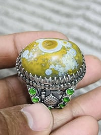 داوي حجر • تواصل خاص