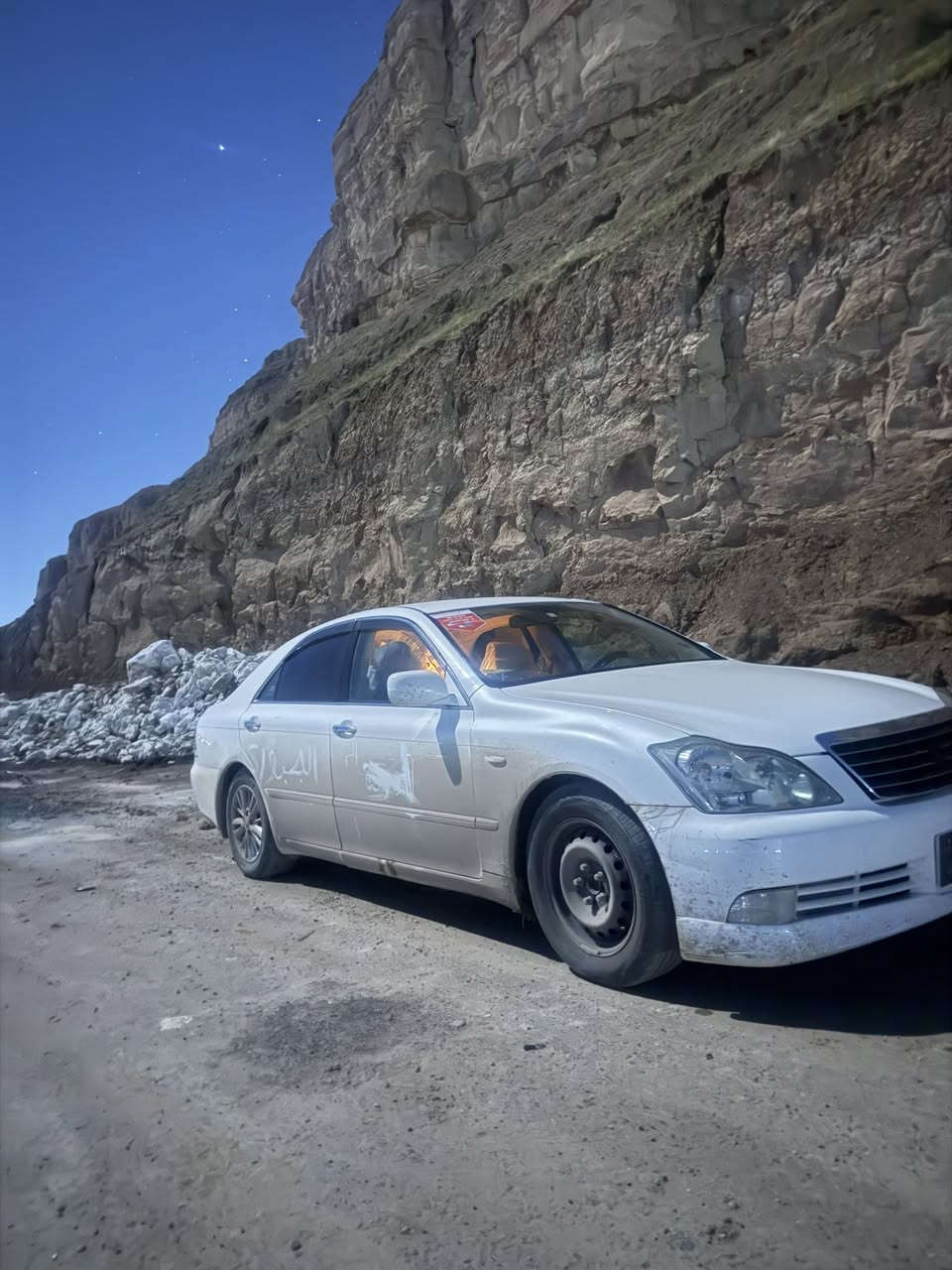 للبيع شاهينه ادوات ادوات ادوات سياره نضيفه كير محرك شرط صدر تايرات جدد حيل سياره  فول  السعر 42 وبيها مجال للأستفسار .***********
