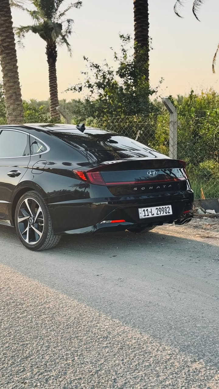 سلام عليكم للبيع   السعر 160 💸
سوناتا موديل 2023
فول مواصفات
شاشه 
كامره
بصمه
رادار امامي
رادار خلفي
رادار جانبي
لد امامي خلفي
ويل كب سبورت
توقف ذاتي 
قياده ذاتيه
تنبيه خروج عن المسار
تحديد مسار 
شفتات بالاستيرن
فول تحكم ستيرن
شحن لاسلكي
بانوراما
محرك1600تيربو🚀
كير 8نمره نضام DTCدبل كلج
كشنات جلد
كشن السائق كهرباء
تدفئه بالكشنات
تبريد بيانو
شاشه ديجتال
لايت عدسات زنون
سماعات عدد 12نضامBOSE
ترحيب عند الاقتراب
صندوق ذكي
تشغيل عن بعد
الحادث  فقط جاملغ او بنيد باب الصدر شوي بدون دواخل
رقم بغداد الدولي 
العنوان نجف 
للاستفسار :***********
